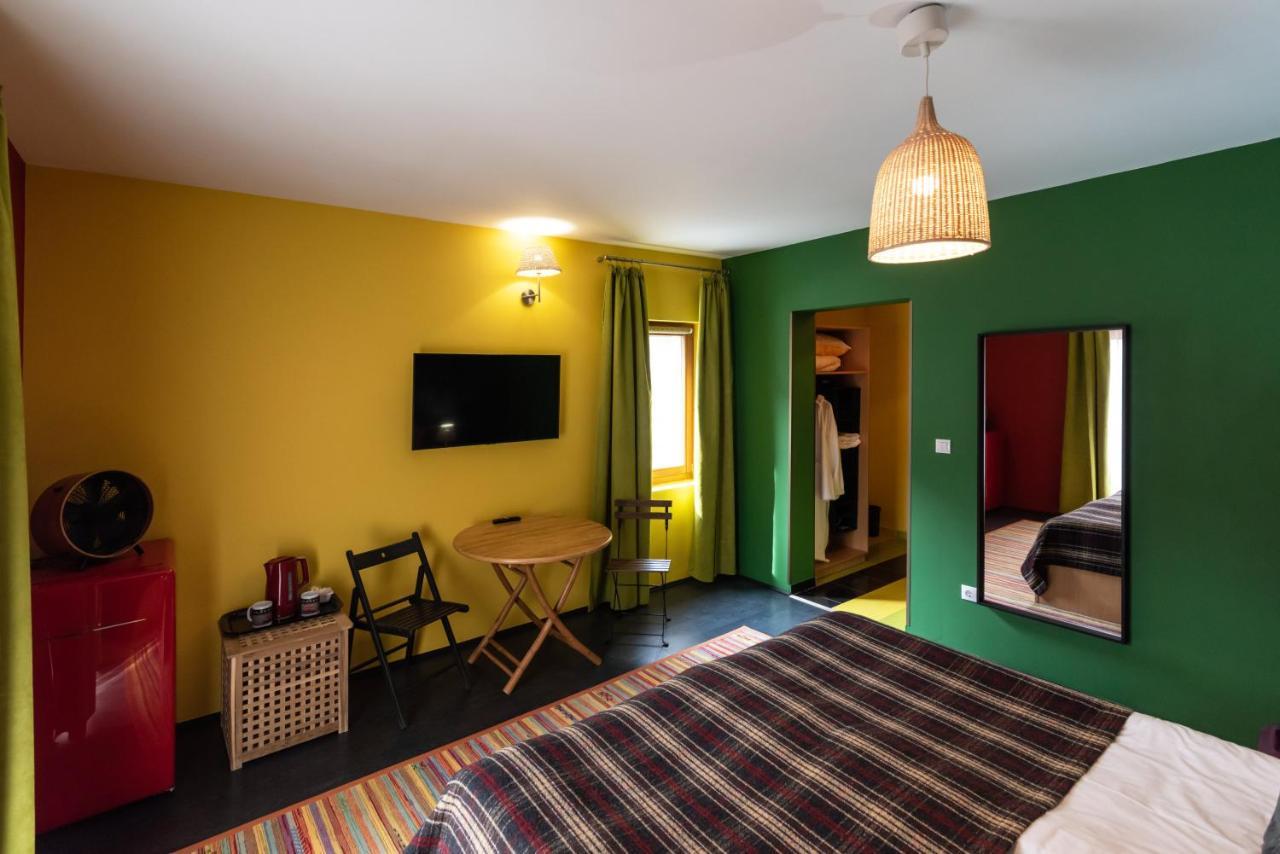 Rocker'S Inn Sasca Montană Exterior foto